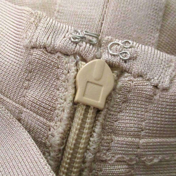 😍😎 HMS – HOT MIAMI STYLE BANDAGE BODY CON PENCIL SKIRT – NWOT 😎😍 - Picture 7 of 13